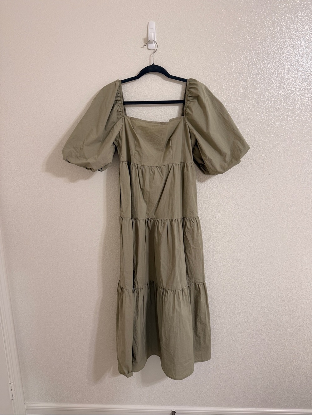 MABLE Olive Green Puff-Sleeve Tiered Midi Dress